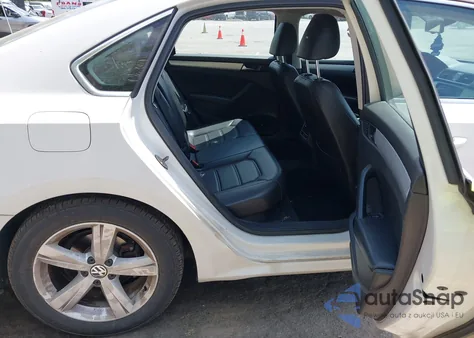 2013 Volkswagen Passat 2.5L Se from USA, damaged, VIN 1VWBP7A3XDC098686